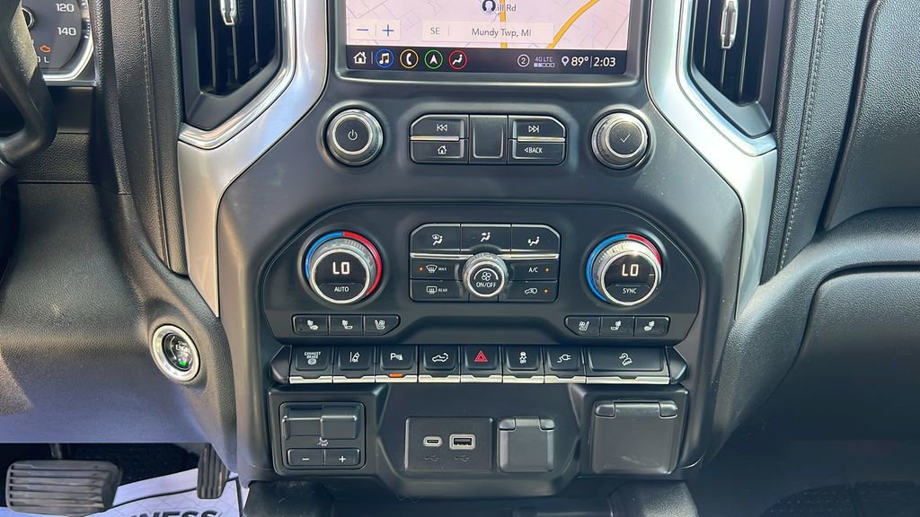 Used 2020 Chevrolet Silverado 2500 LTZ w/ LTZ Plus Package image 29