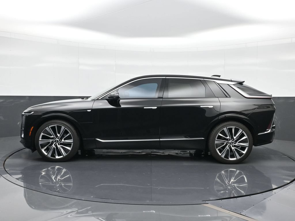 Certified 2023 Cadillac Lyriq 2WD image 3