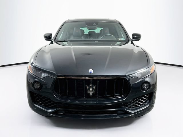 Used 2024 Maserati Levante GT Ultima AWD/4WD image 2