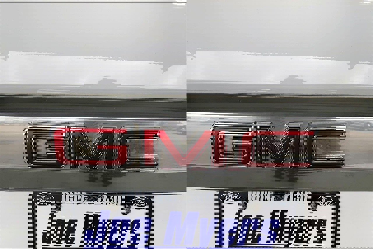 Used 2021 GMC Yukon Denali image 31