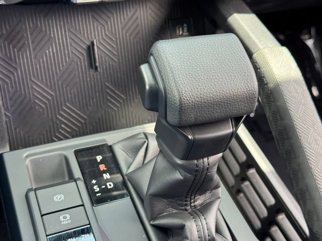 Used 2026 Toyota Tacoma SR5 AWD/4WD image 18