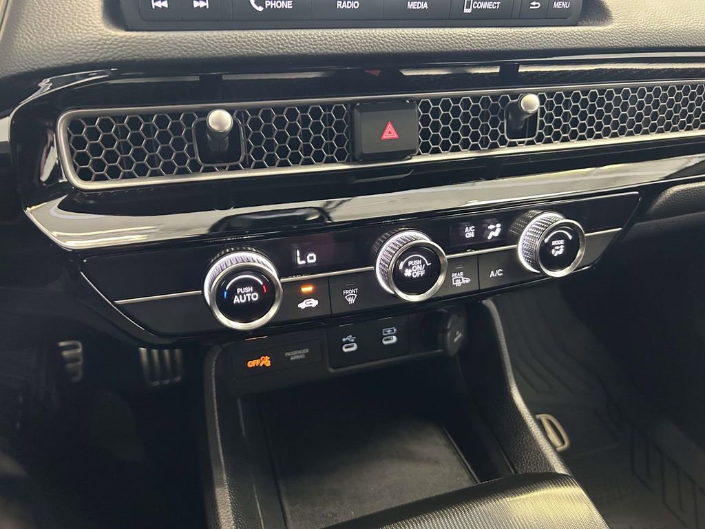 Used 2025 Honda Civic Sport image 25