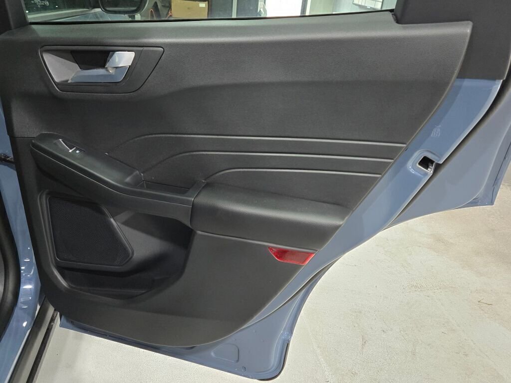 New 2025 Ford Escape ST-Line w/ Tech Pack #1 image 10