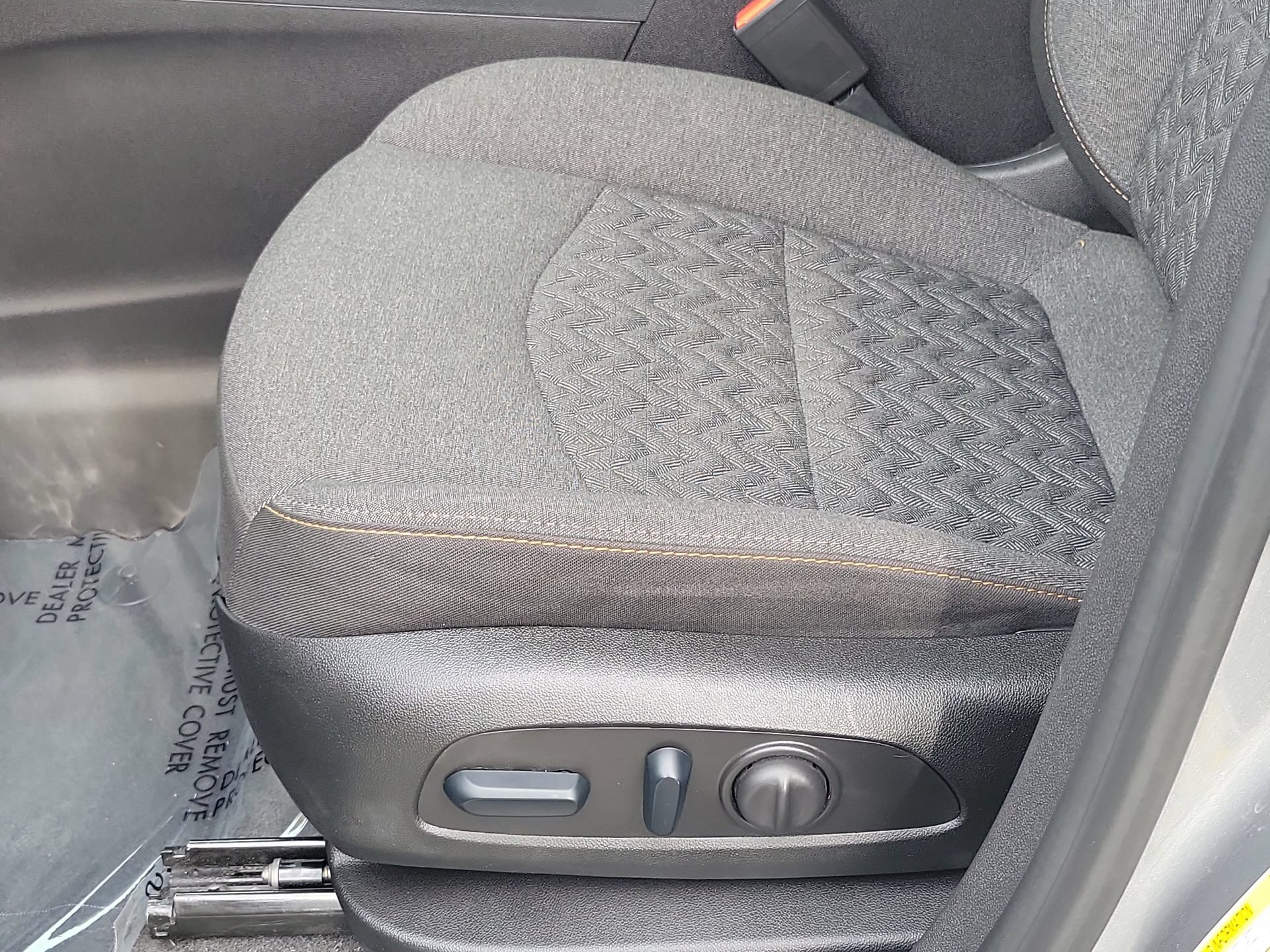 Used 2024 Chevrolet Equinox LT w/ Driver Convenience Package FWD image 16