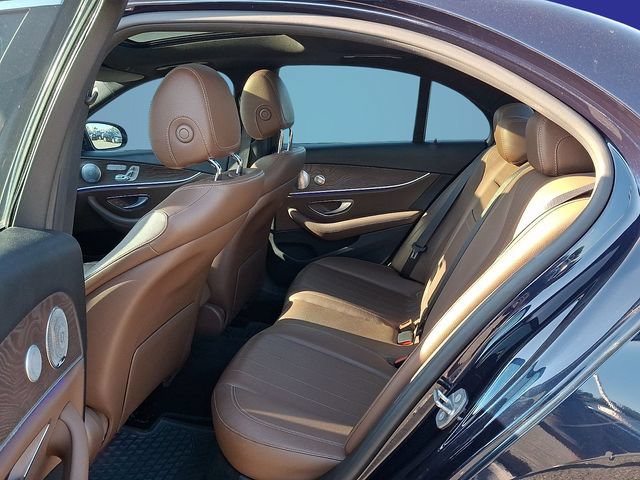Used 2017 Mercedes-Benz E 300 image 7