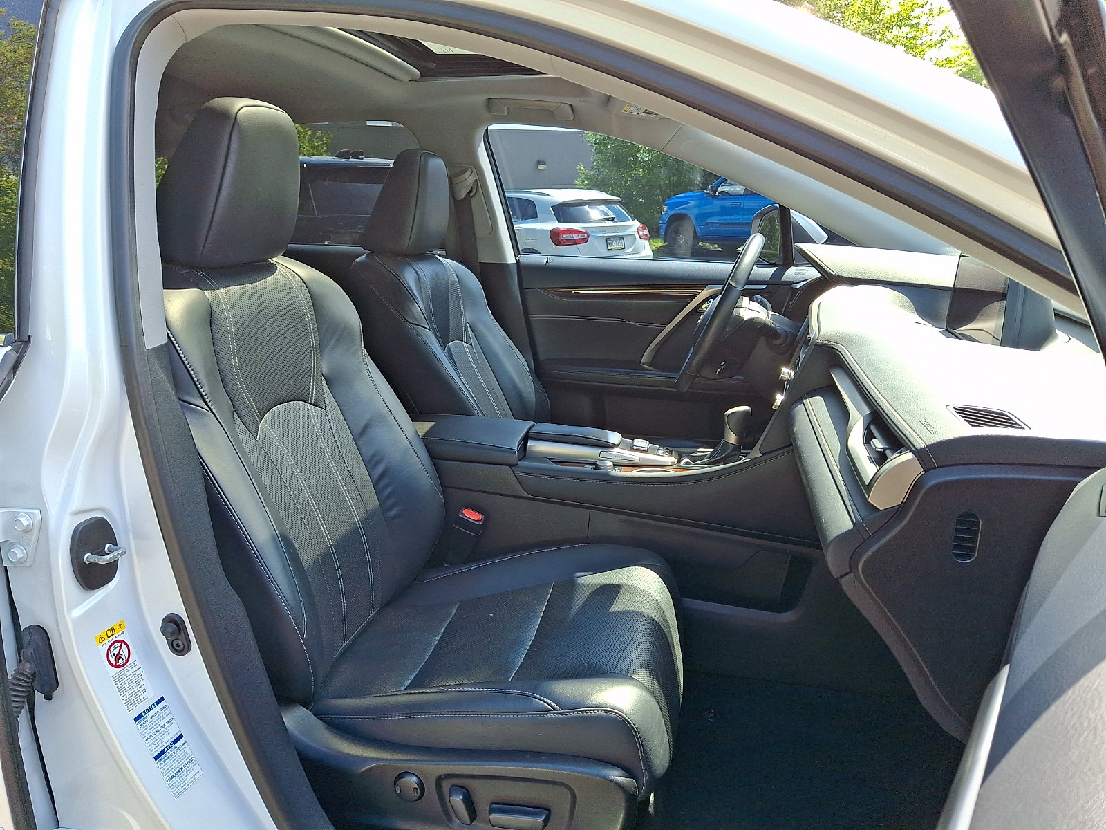 Used 2018 Lexus RX 350 AWD w/ Premium Package image 3