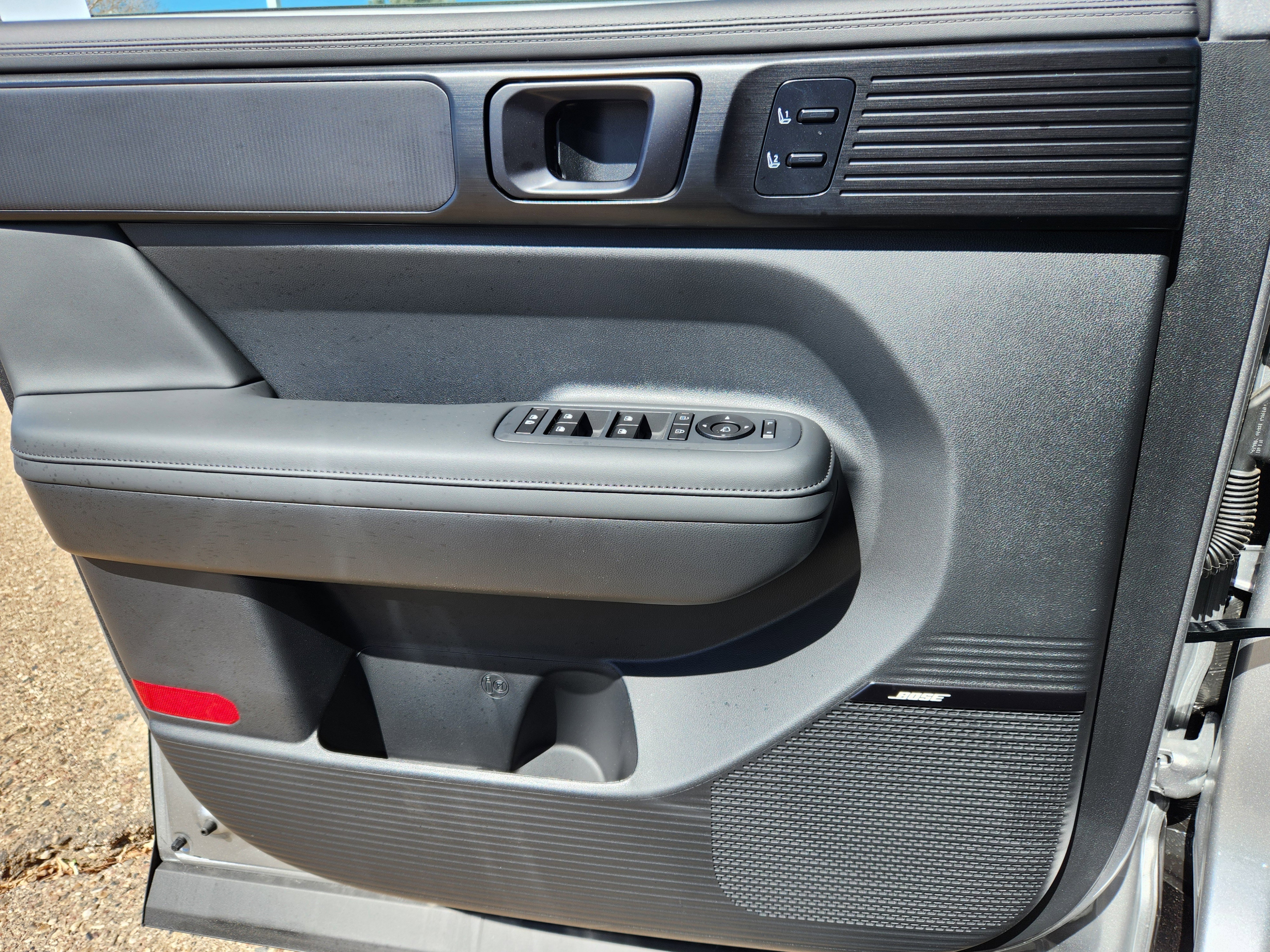 New 2025 Hyundai Santa Fe Calligraphy image 6
