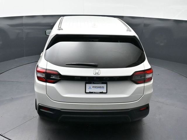 Used 2023 Honda Pilot LX image 15