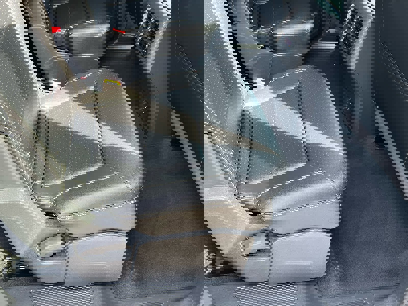 Used 2023 Volkswagen Atlas SE image 22