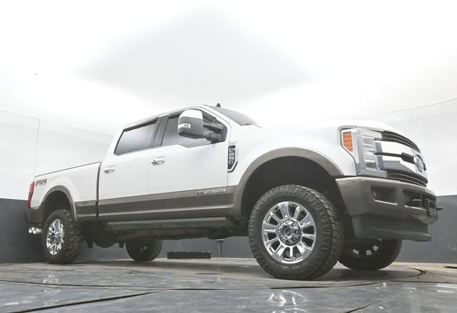 Used 2019 Ford F250 King Ranch w/ King Ranch Ultimate Package AWD/4WD image 27