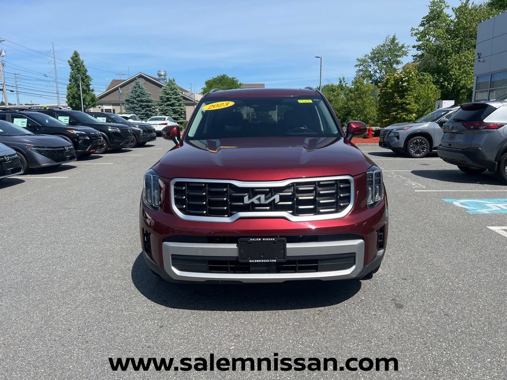 Used 2023 Kia Telluride S w/ S Sunroof Package AWD/4WD image 2