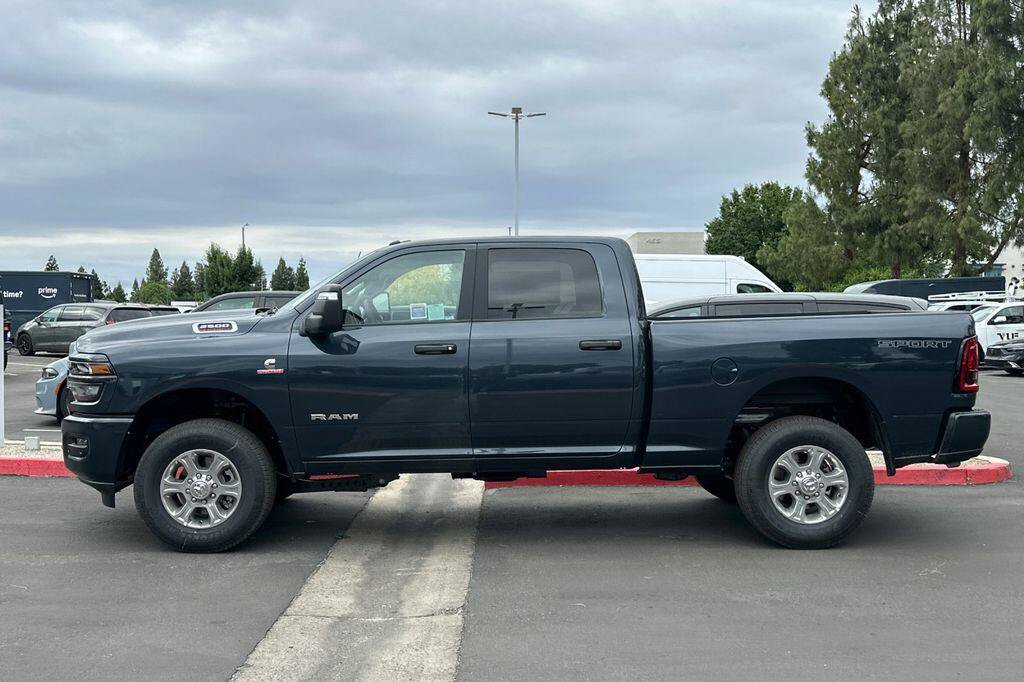 New 2026 RAM 2500 Big Horn AWD/4WD image 7