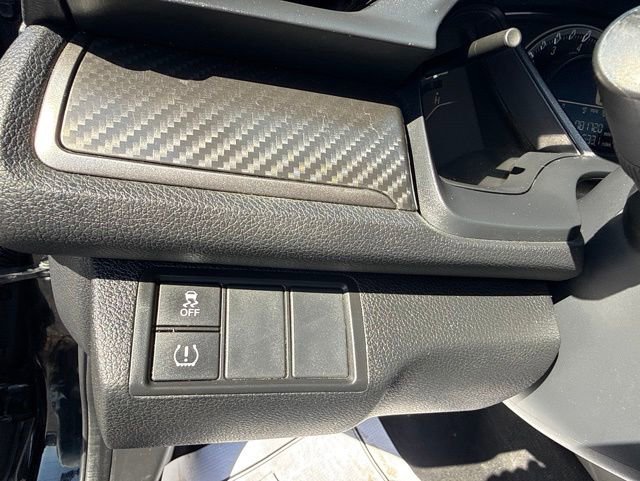 Used 2018 Honda Civic Sport image 15