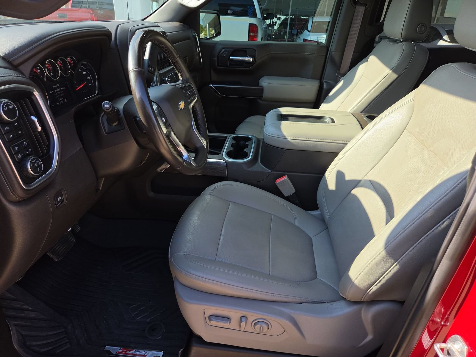 Used 2022 Chevrolet Silverado 1500 LTZ w/ LTZ Premium Package AWD/4WD image 20