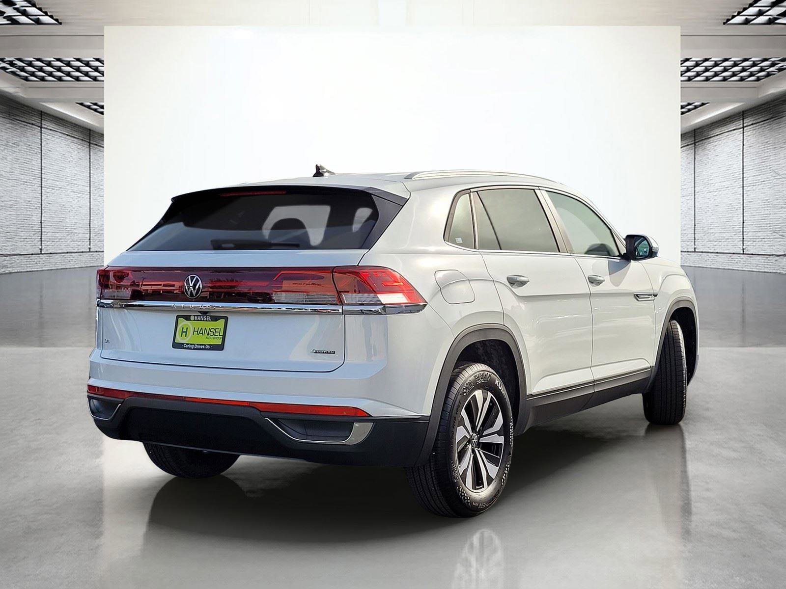 New 2026 Volkswagen Atlas Cross Sport SE image 6