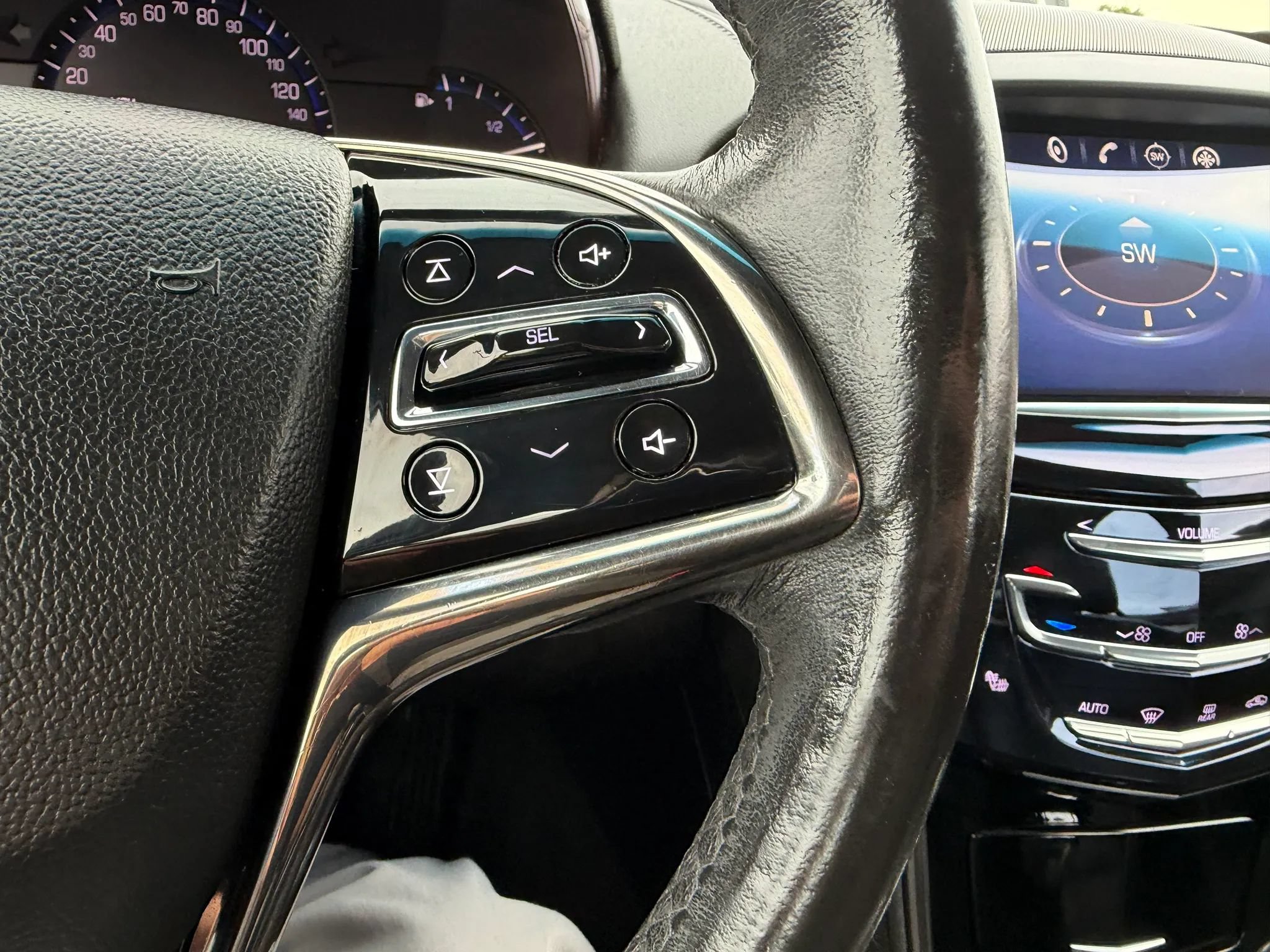 Used 2014 Cadillac ATS Luxury w/ Cold Weather Package AWD/4WD image 26