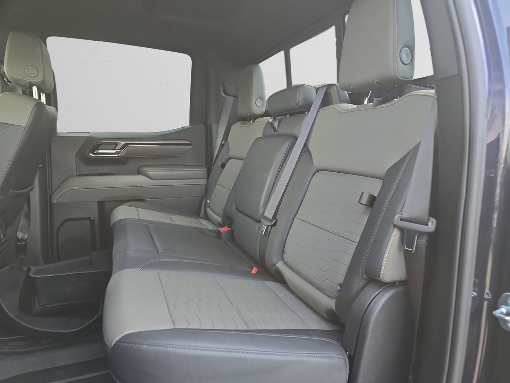 Used 2023 Chevrolet Silverado 1500 ZR2 w/ Technology Package image 15