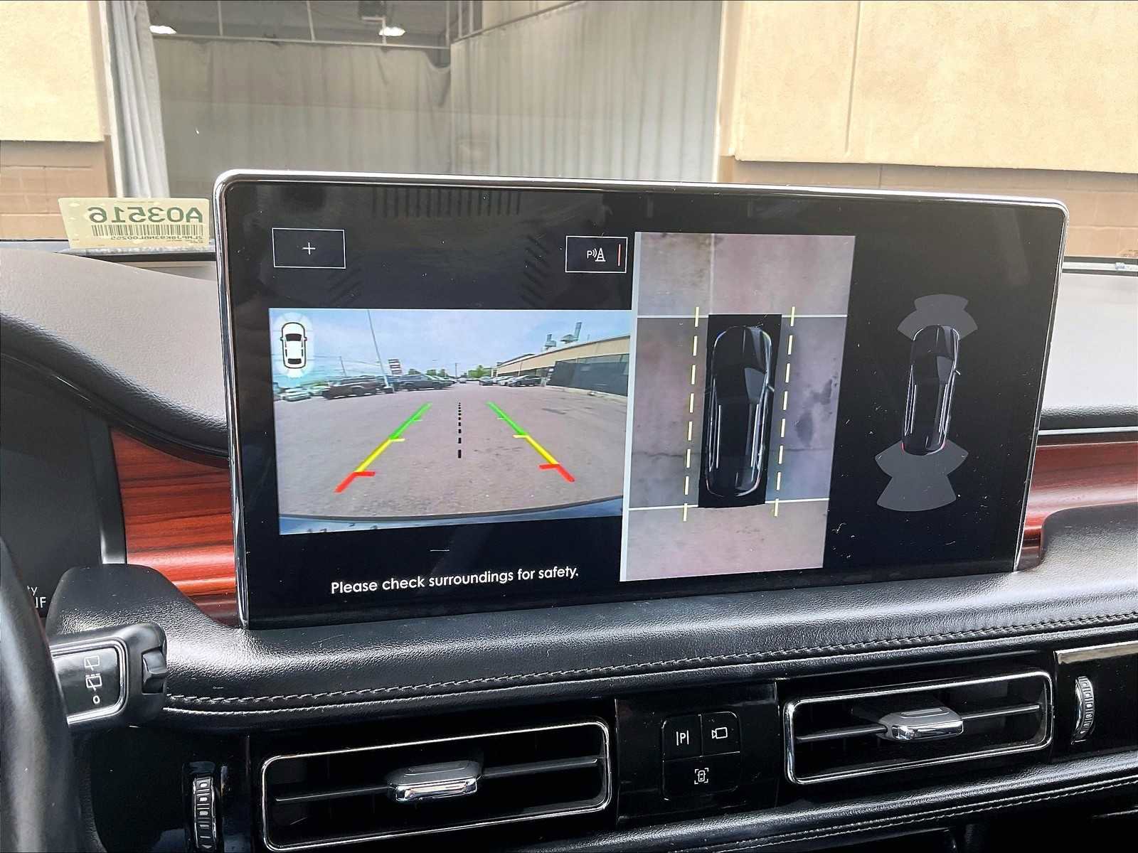 Used 2022 Lincoln Nautilus Reserve image 19