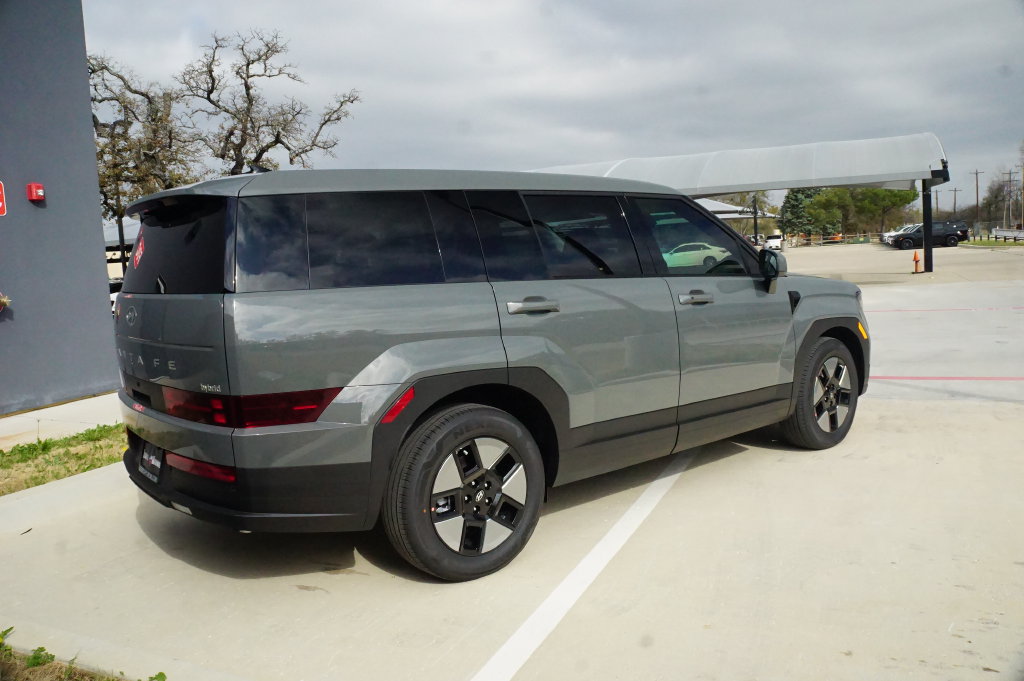 New 2026 Hyundai Santa Fe SE FWD image 7