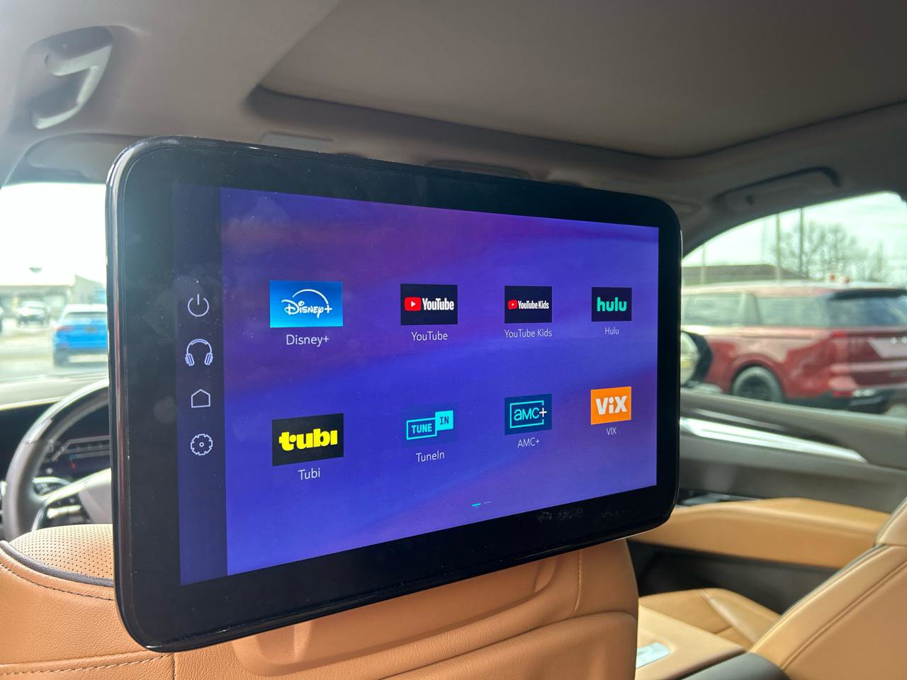 Used 2025 Cadillac Escalade Premium Luxury w/ Touring Package image 14