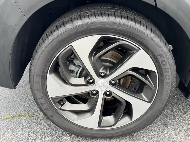 Used 2017 Hyundai Tucson Sport w/ Cargo Package FWD image 6