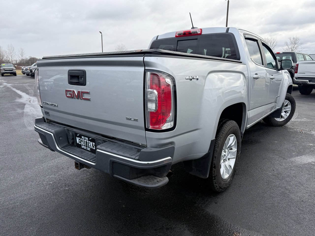 Used 2017 GMC Canyon SLE w/ SLE Convenience Package image 5