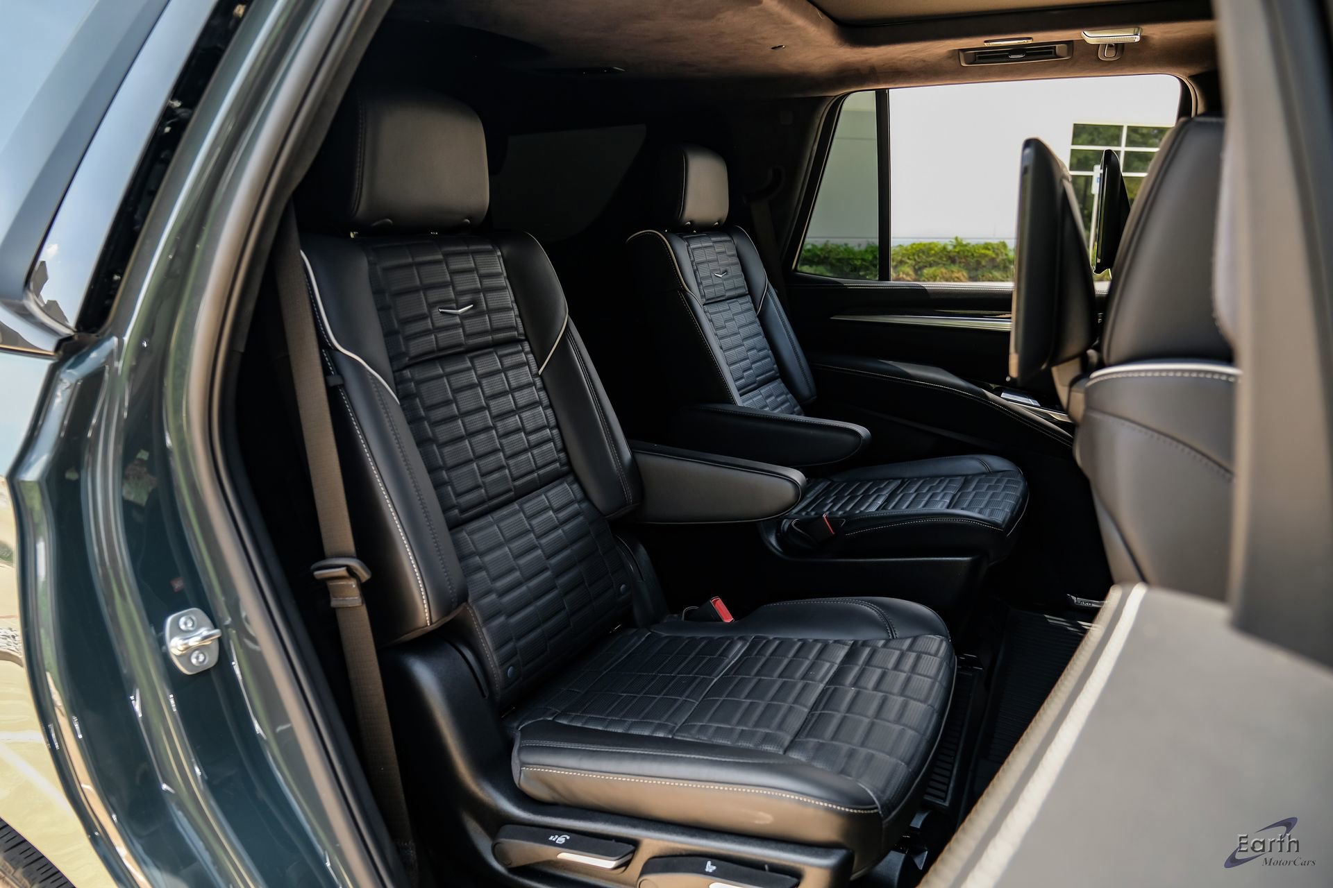 Used 2025 Cadillac Escalade V AWD/4WD image 70