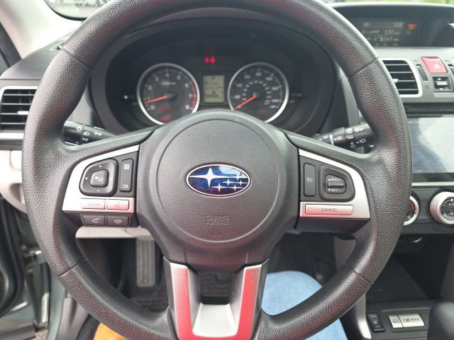 Used 2017 Subaru Forester 2.5i Premium w/ Popular Package #2A AWD/4WD image 2