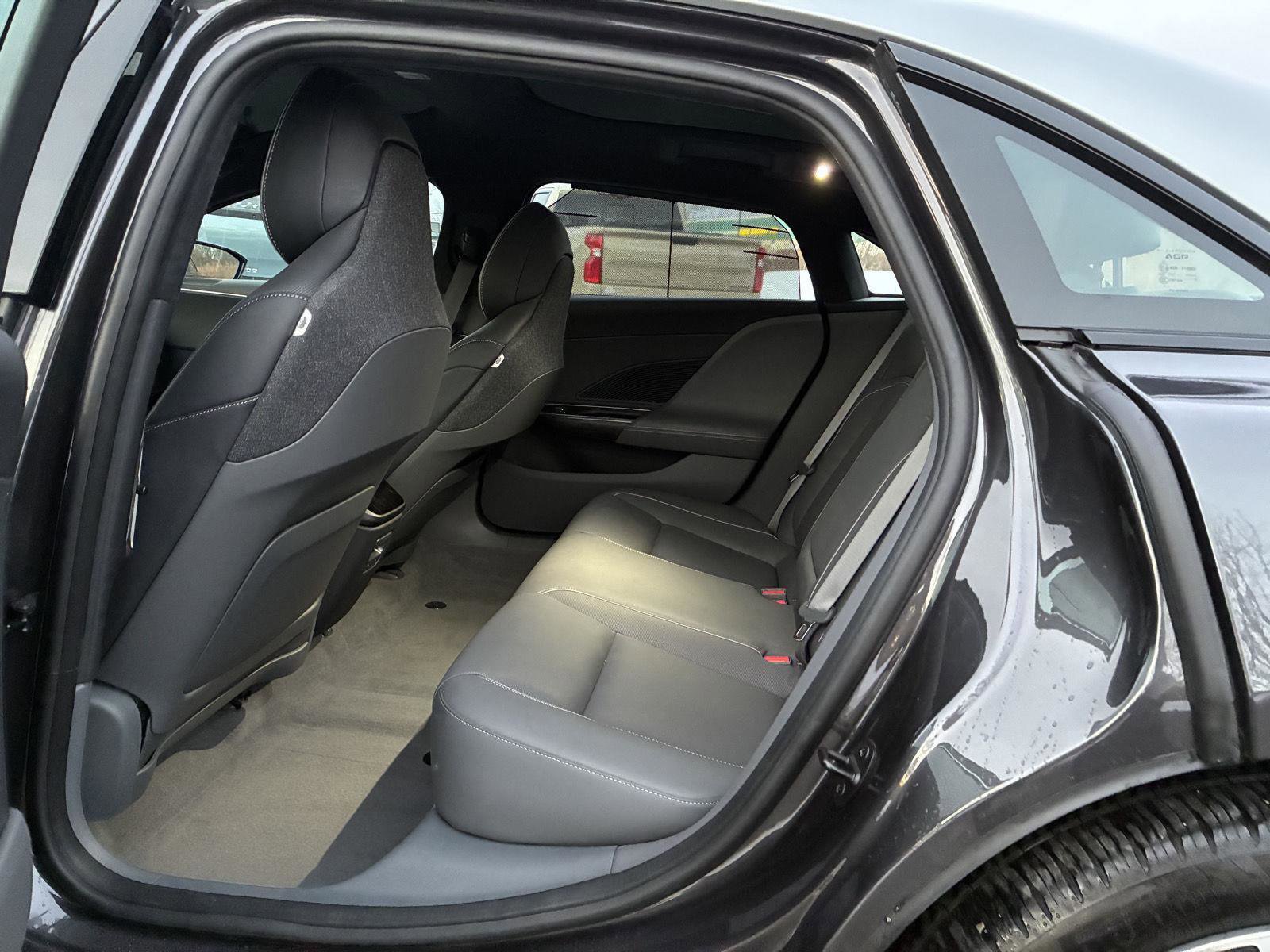 Used 2024 Lucid Air Touring image 23