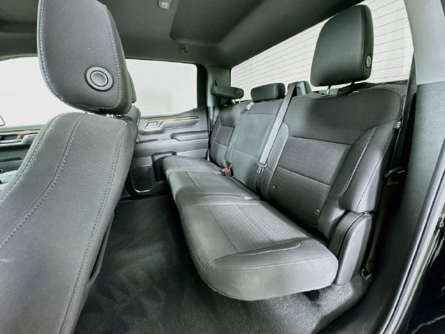 Used 2025 Chevrolet Silverado 1500 LT AWD/4WD image 22