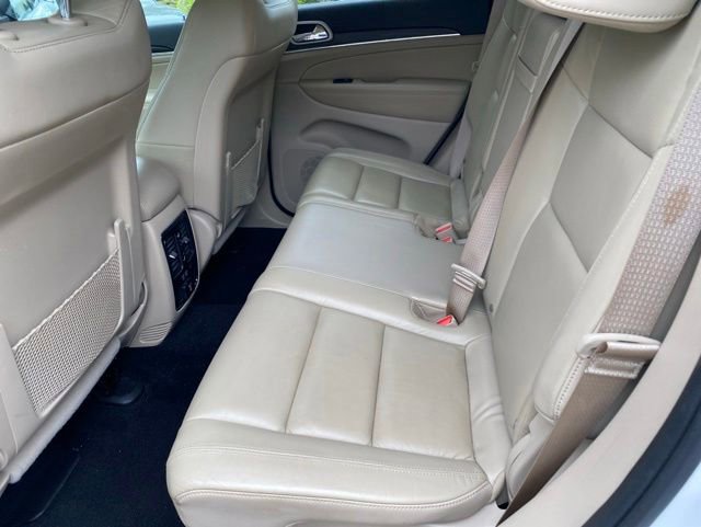 Used 2021 Jeep Grand Cherokee Limited AWD/4WD image 13