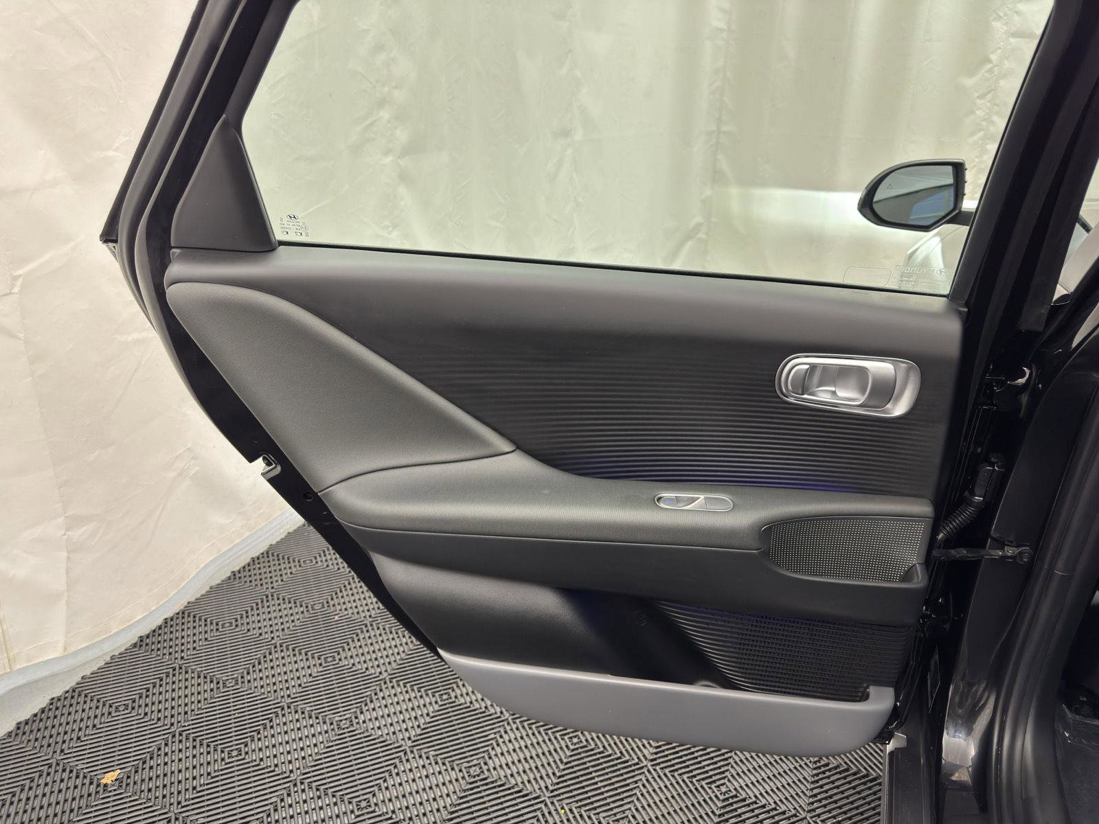 Used 2025 Hyundai Ioniq 6 SEL AWD/4WD image 25