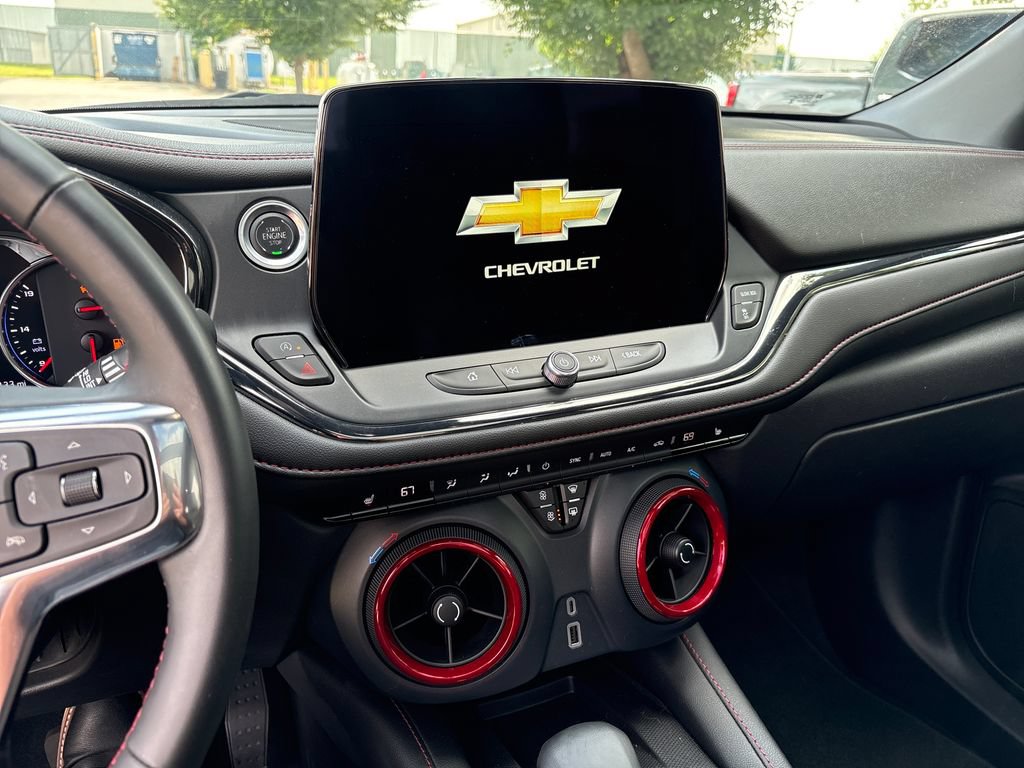Certified 2025 Chevrolet Blazer RS AWD/4WD image 21