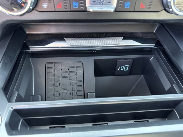 New 2025 Ford F350 Platinum image 25