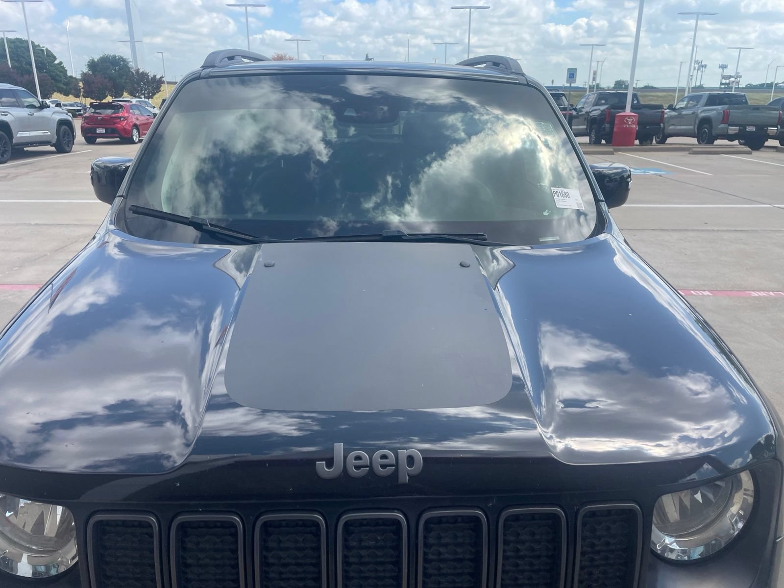 Used 2022 Jeep Renegade Trailhawk w/ Sun/Sound Group AWD/4WD image 3