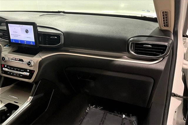 Used 2021 Ford Explorer XLT w/ Equipment Group 202A image 26