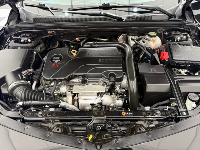 Used 2021 Chevrolet Malibu LT image 8