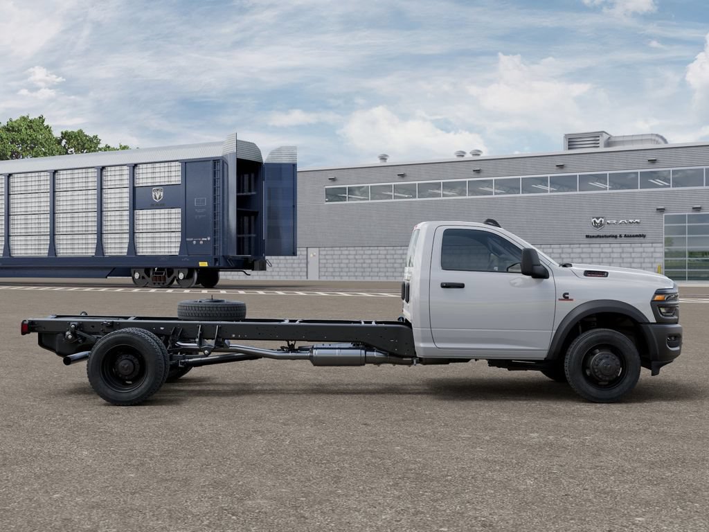 New 2025 RAM 5500 Tradesman w/ Max Tow Package AWD/4WD image 22