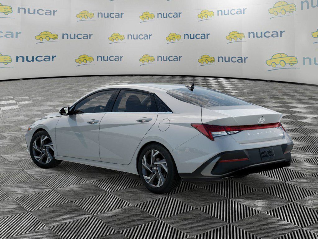 New 2026 Hyundai Elantra Limited FWD image 5