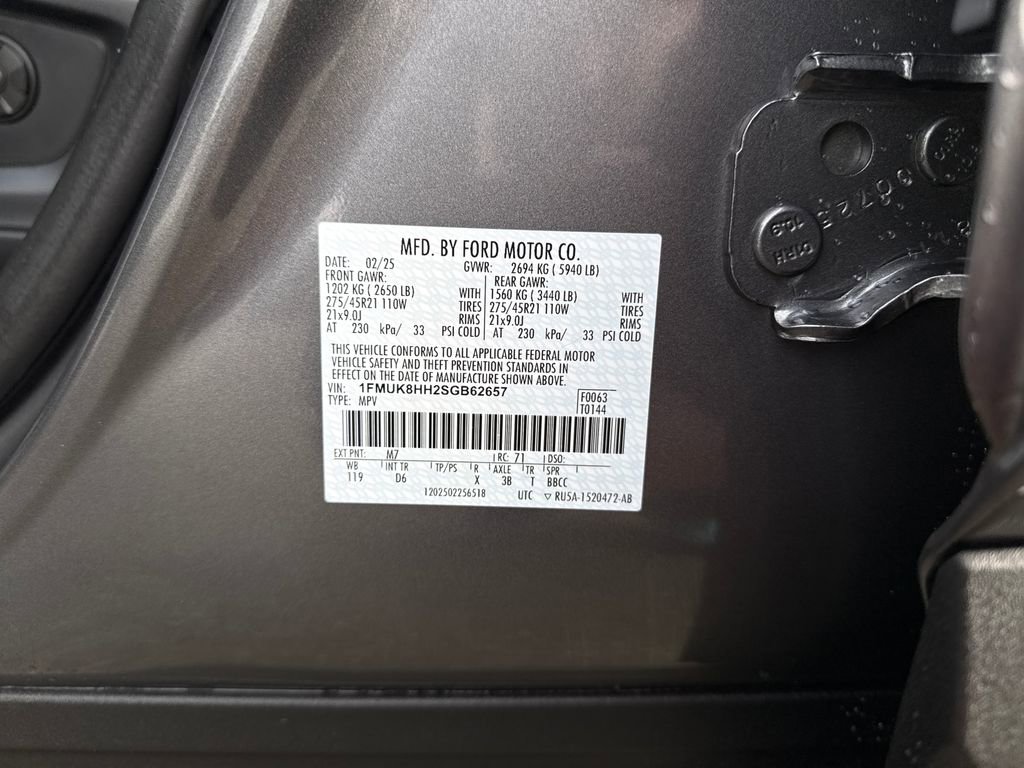 Used 2025 Ford Explorer Platinum w/ LUX Leather Package image 25