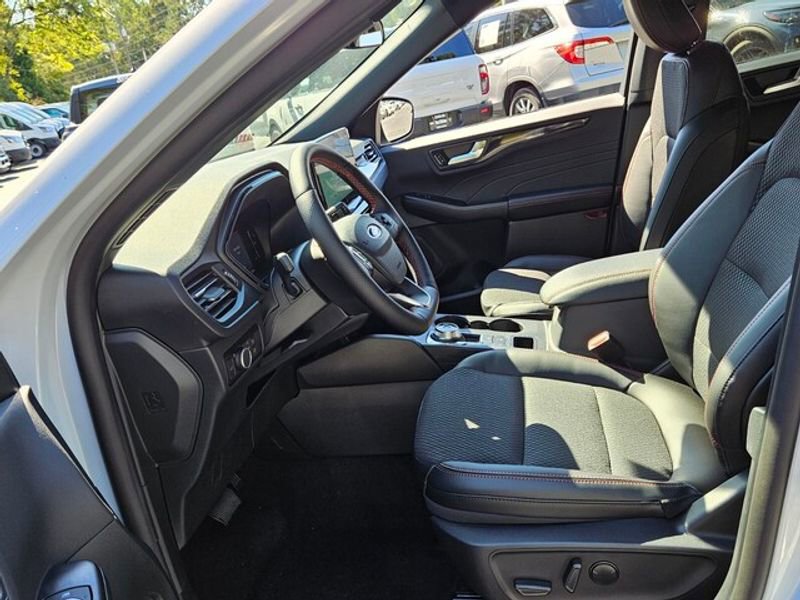 New 2026 Ford Escape ST-Line image 6