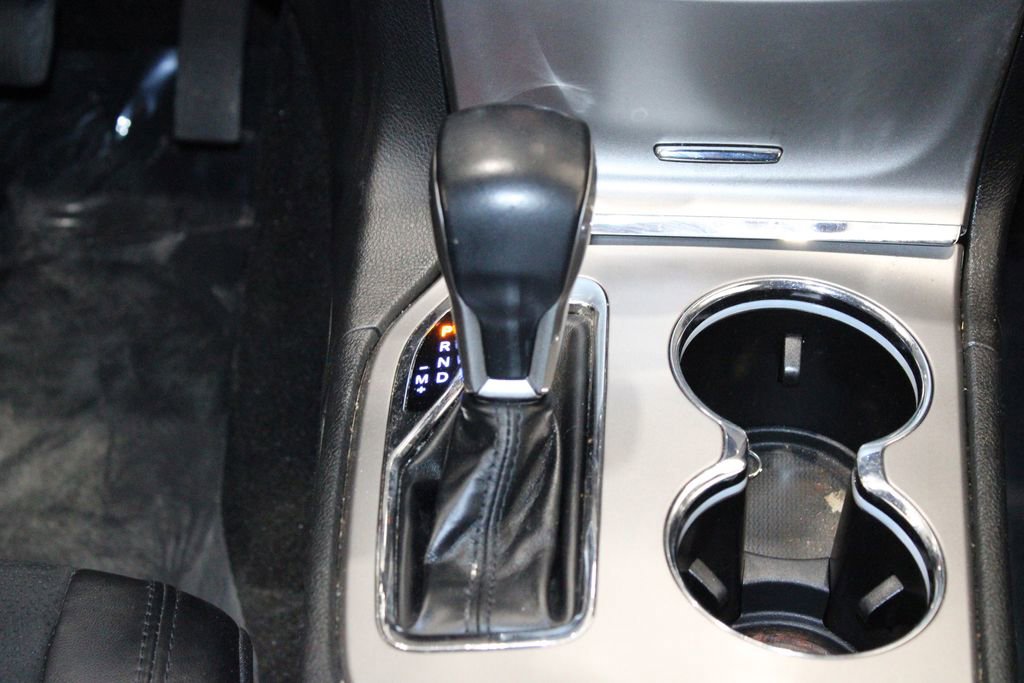 Used 2022 Jeep Grand Cherokee Laredo X image 41