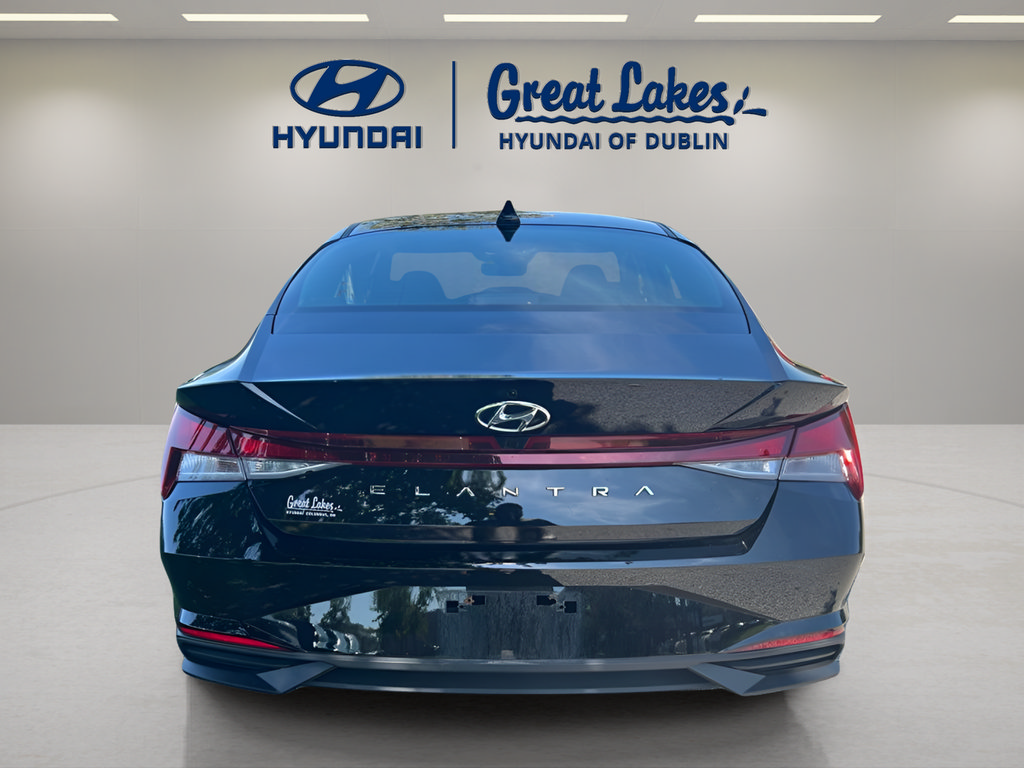 Used 2023 Hyundai Elantra SEL w/ Convenience Package FWD image 4