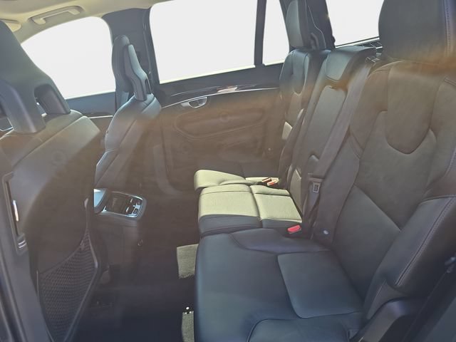 Used 2017 Volvo XC90 T6 Momentum w/ Vision Package AWD/4WD image 18