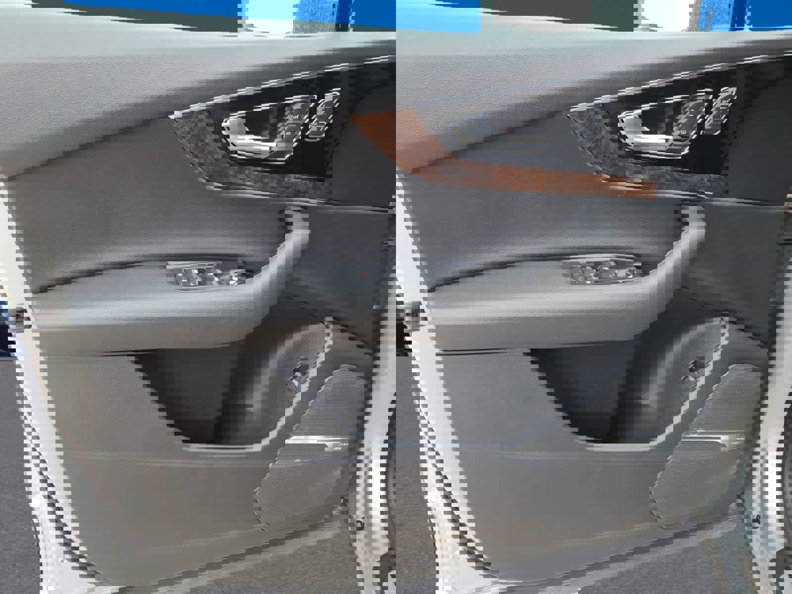 Used 2018 Audi Q7 3.0T Prestige w/ Prestige Package image 11