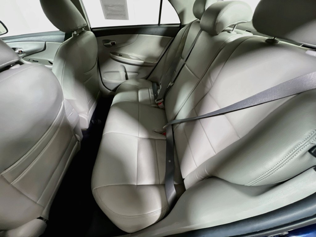 Used 2012 Toyota Corolla LE FWD image 20