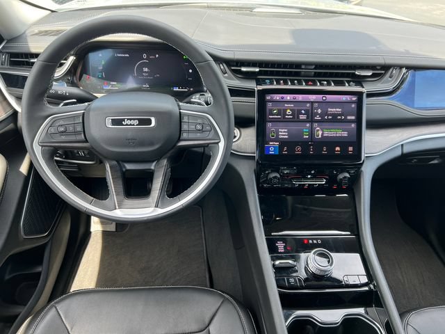 Used 2022 Jeep Grand Cherokee Limited 4xe AWD/4WD image 3