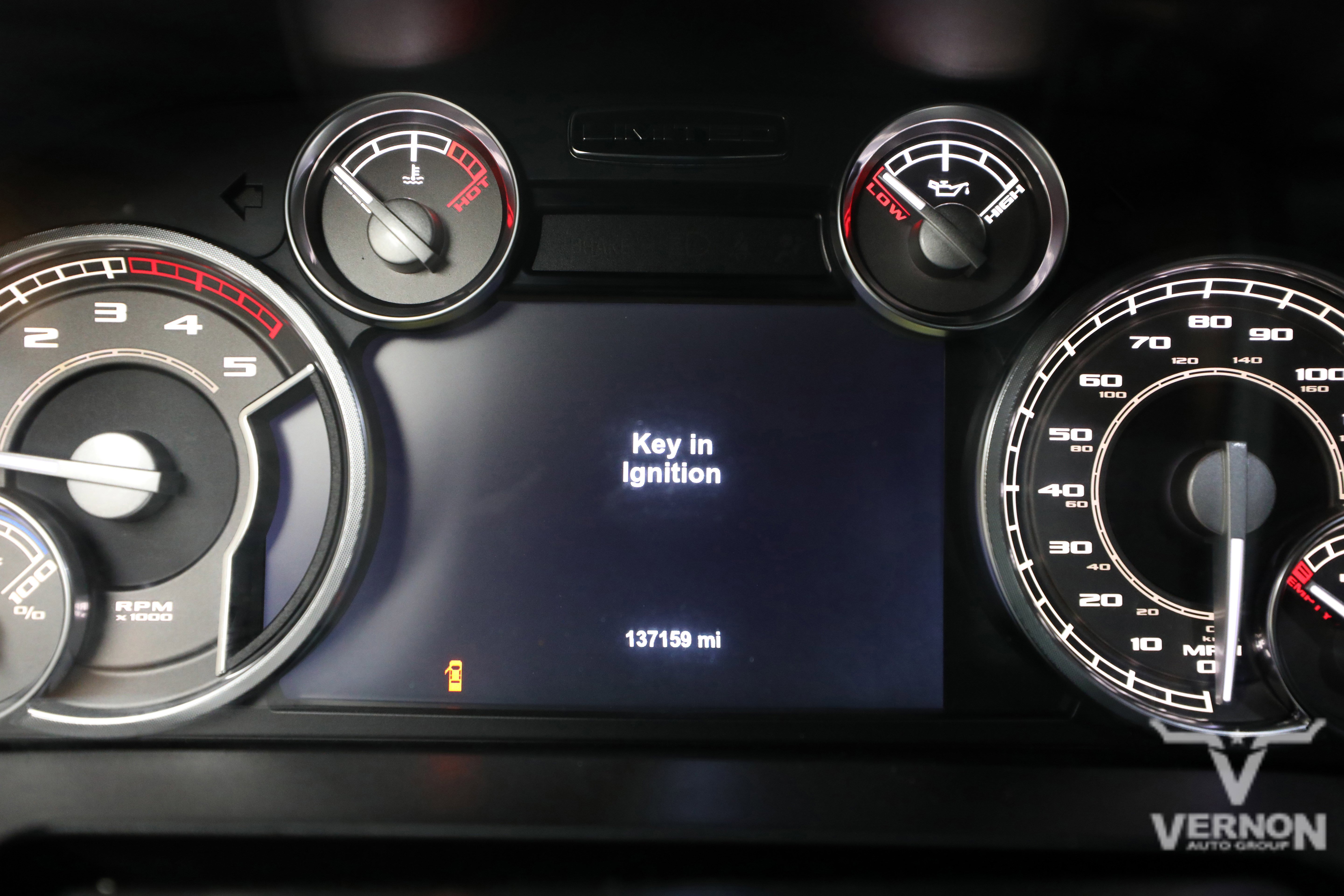 Used 2017 RAM 2500 Lone Star w/ Sport Appearance Group AWD/4WD image 9