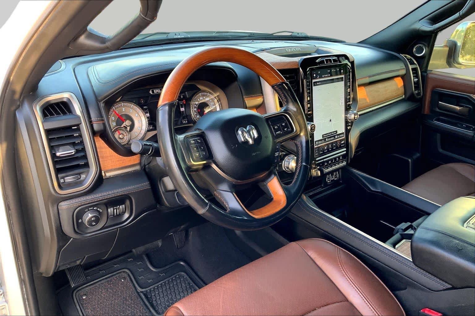 Used 2020 RAM 2500 Limited AWD/4WD image 18
