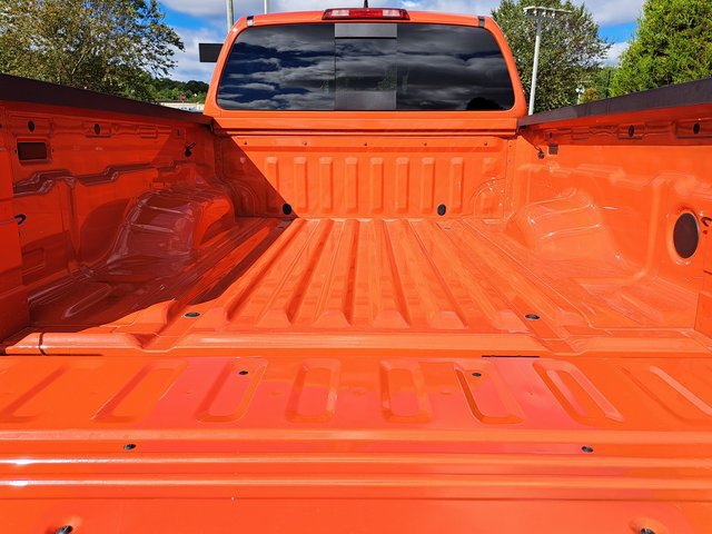 Used 2025 Nissan Frontier PRO-4X AWD/4WD image 26